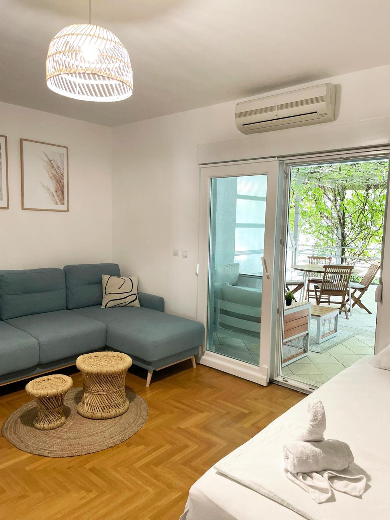 Apartment Dalmatino Baška Voda Buitenkant foto